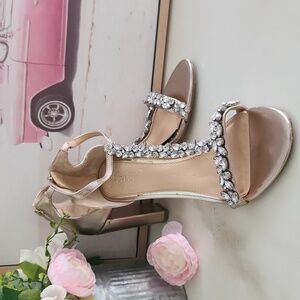 Badgley Mischka Jewel Gold Heels- Bargain Shoes!